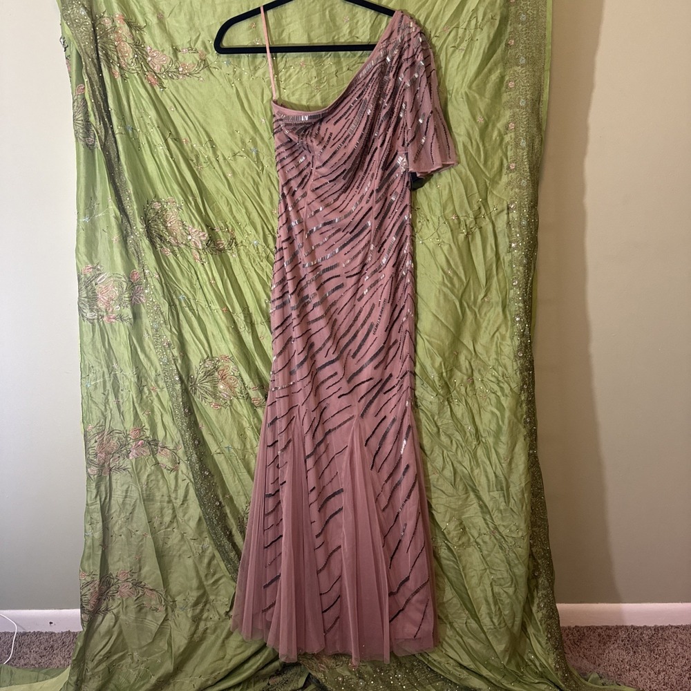 Rose Pink Evening Gown Dress Beaded One Shoulder Silver Mermaid Size 6 NWT